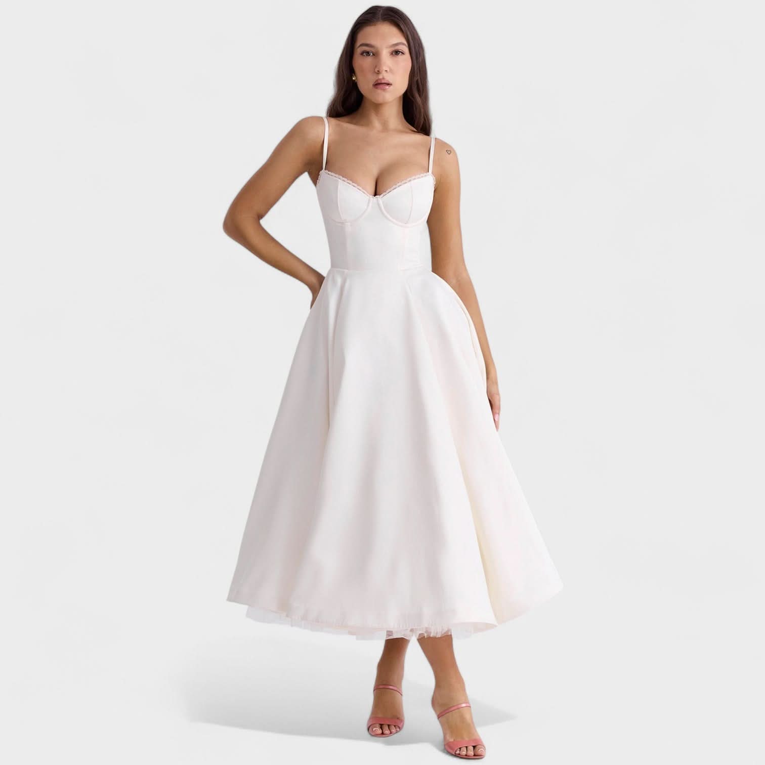 Haljine Clara – Retro Elegancija